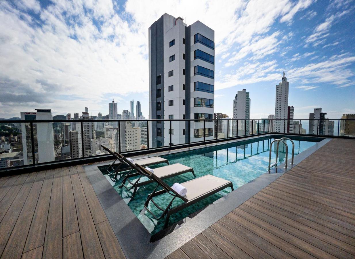 Ibis Budget Balneário Camboriú Eksteriør bilde