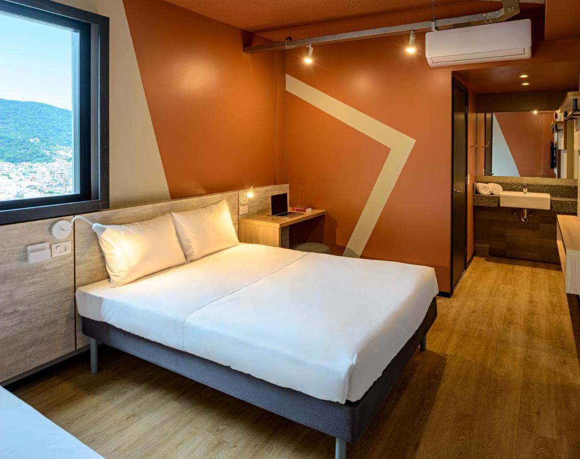 Ibis Budget Balneário Camboriú Eksteriør bilde
